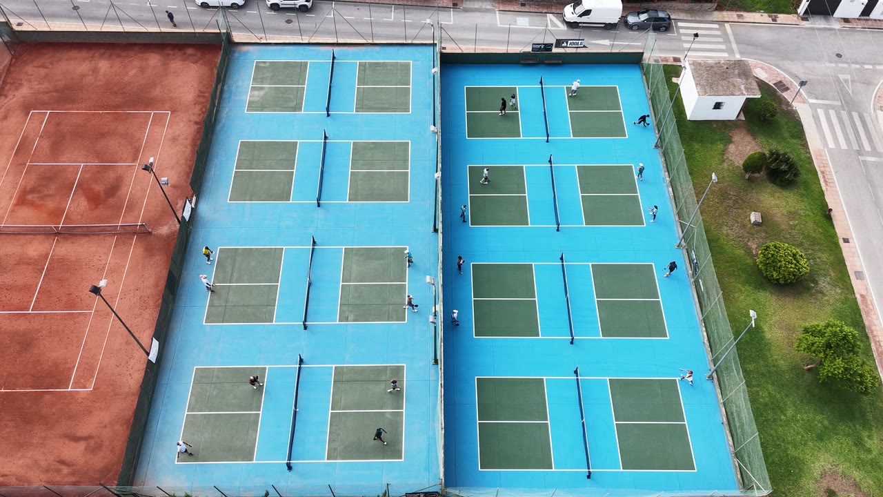 Pickleball court geometry
